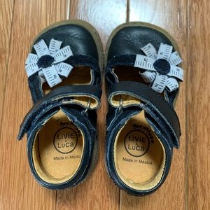 Livie and Luca Mili Mary Jane, size 4T